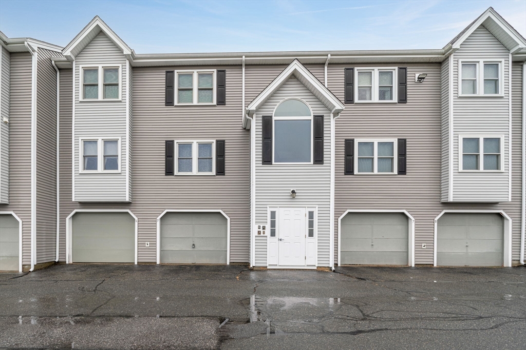 94 Tennis Plaza Rd # 5