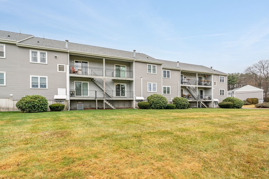 94 Tennis Plaza Rd # 5