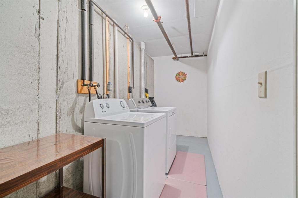 94 Tennis Plaza Rd # 5