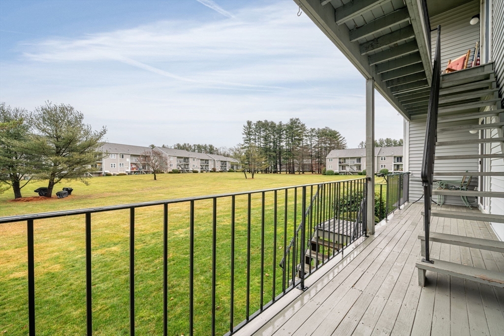 94 Tennis Plaza Rd # 5