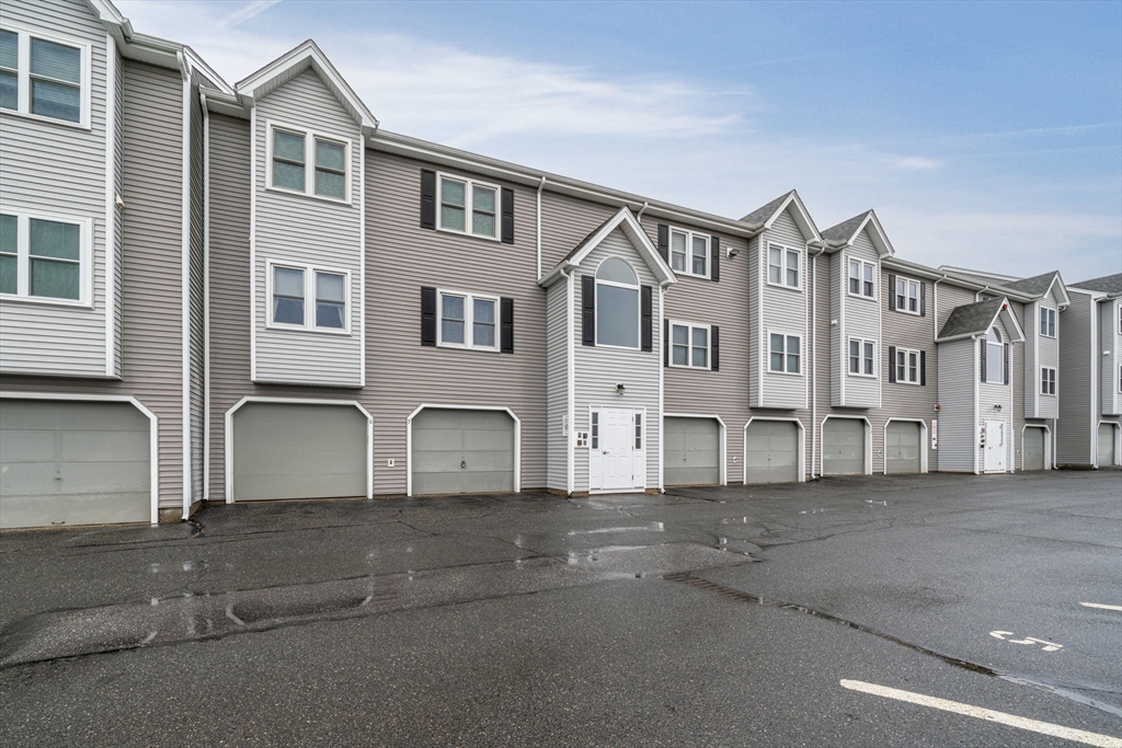 94 Tennis Plaza Rd # 5