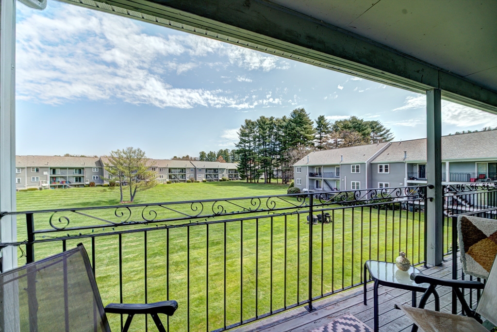 94 Tennis Plaza Rd # 18