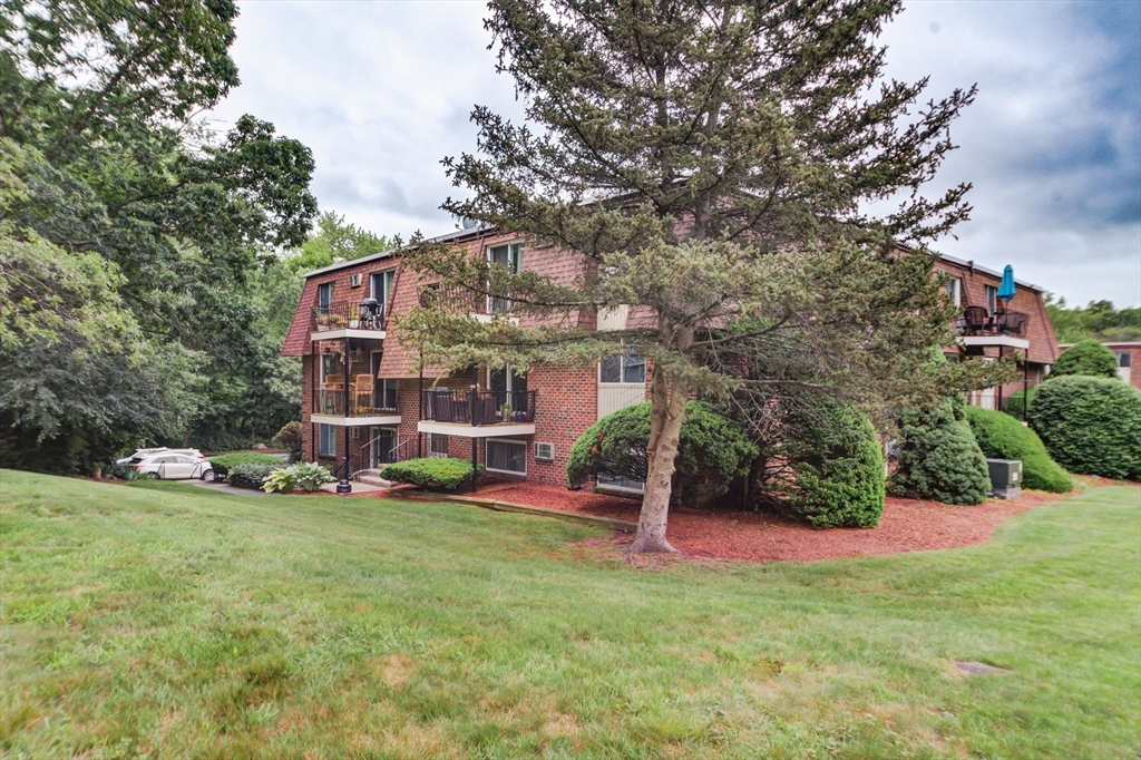 100 Pemberton St # 11