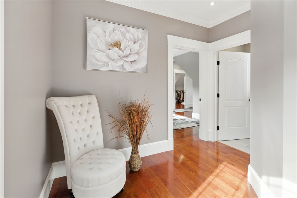 11 Sophia Dr