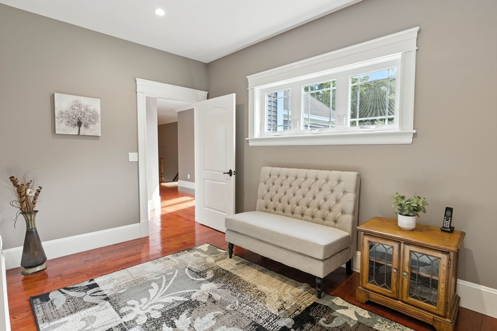 11 Sophia Dr