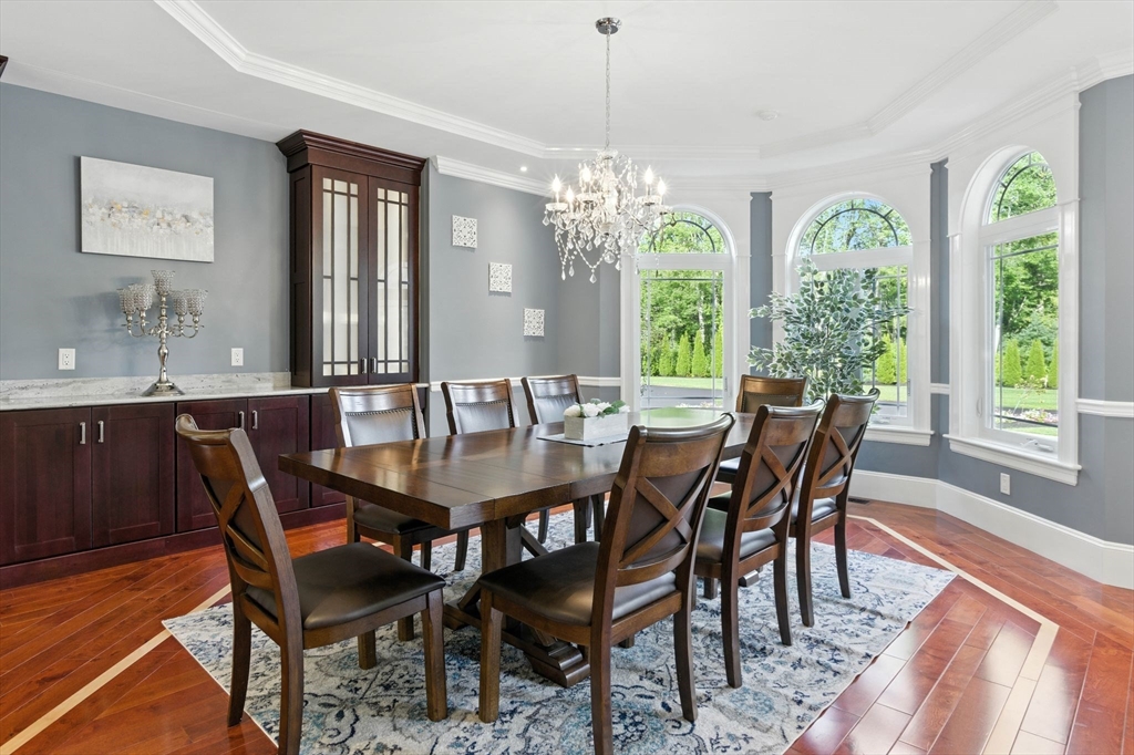 11 Sophia Dr