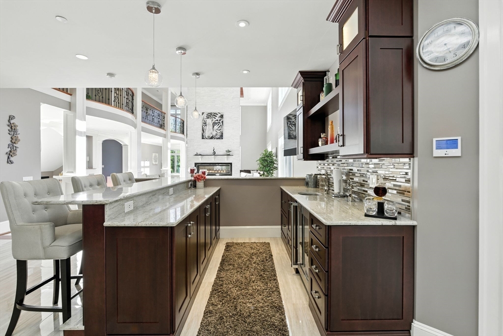 11 Sophia Dr