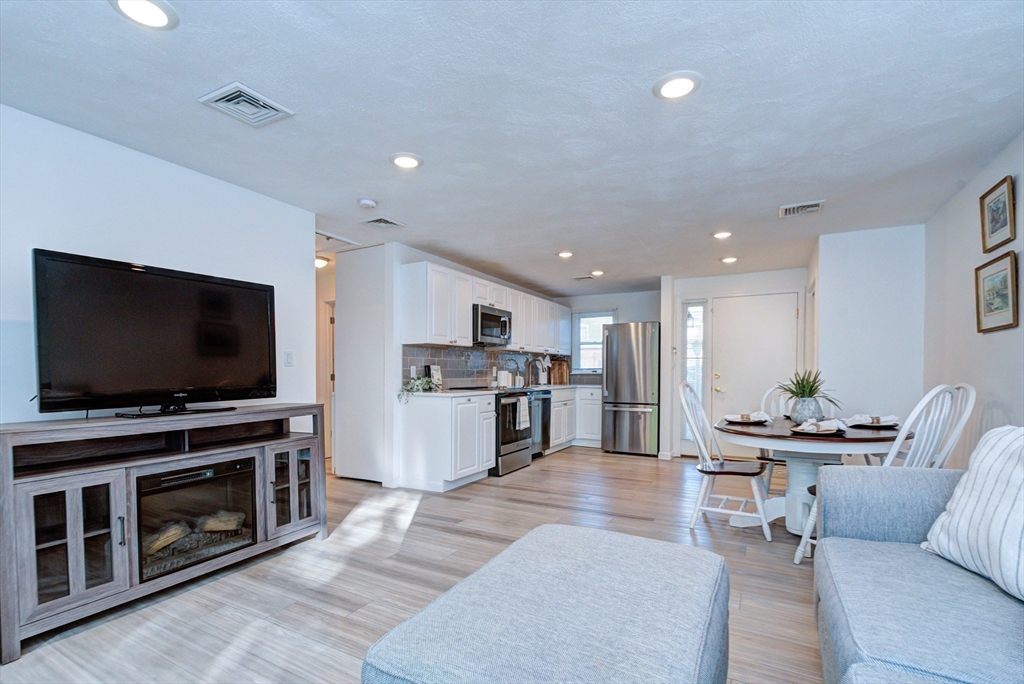 4 Stacy Drive 