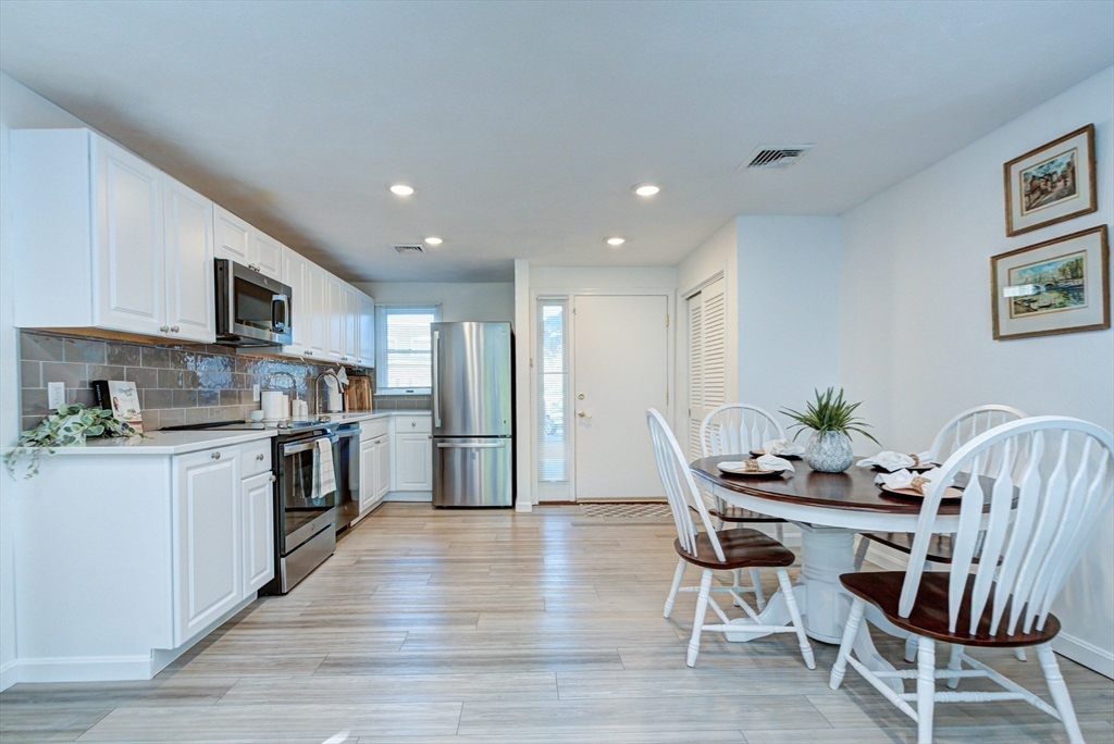 4 Stacy Drive 