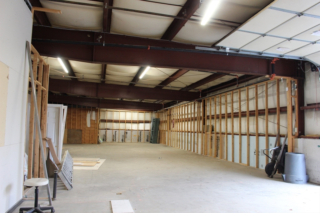 1111 Riverside Dr # 8 Unit: 7-8