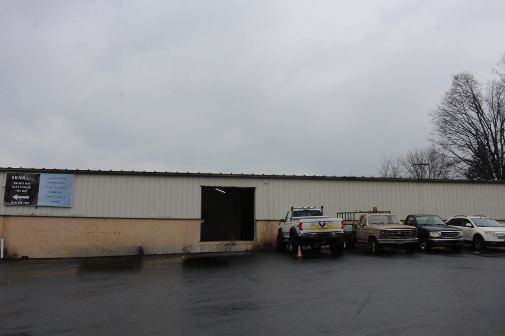 1111 Riverside Dr # 8 Unit: 7-8