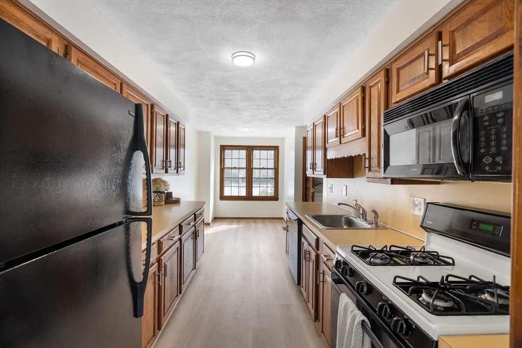 84 Apache Way # 84