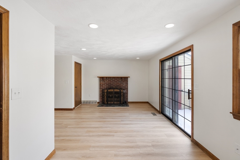 84 Apache Way # 84