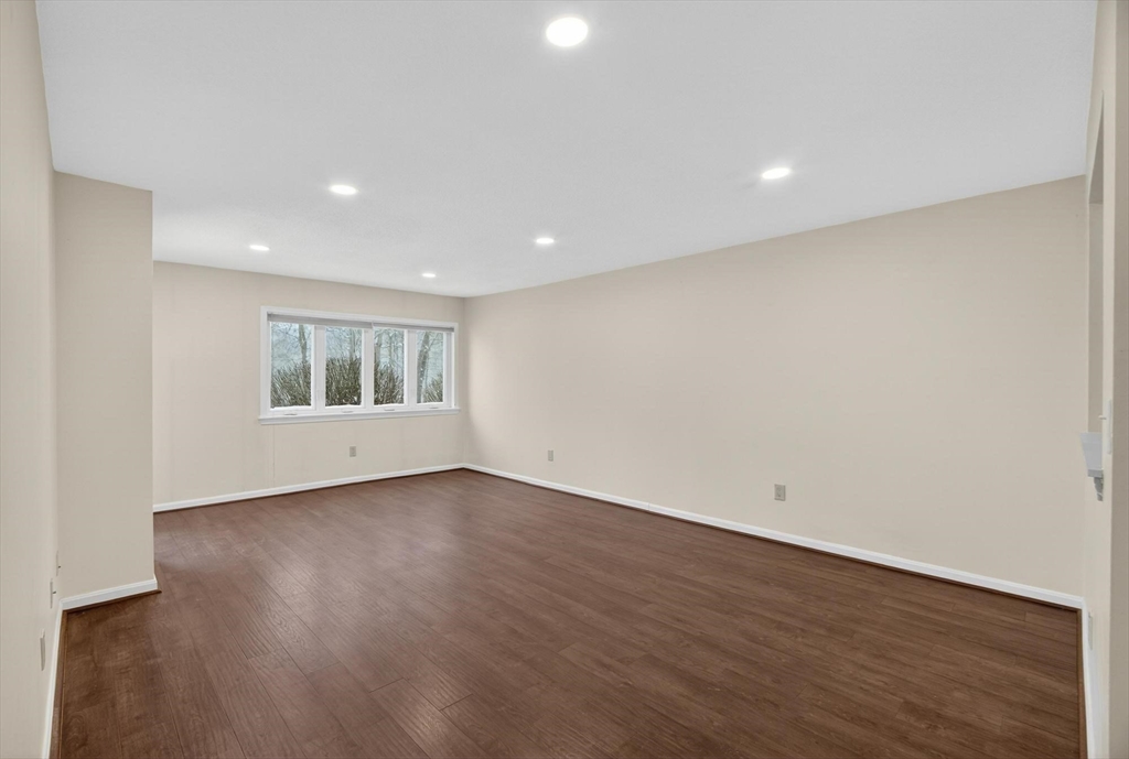 500 Colonial Dr # 5