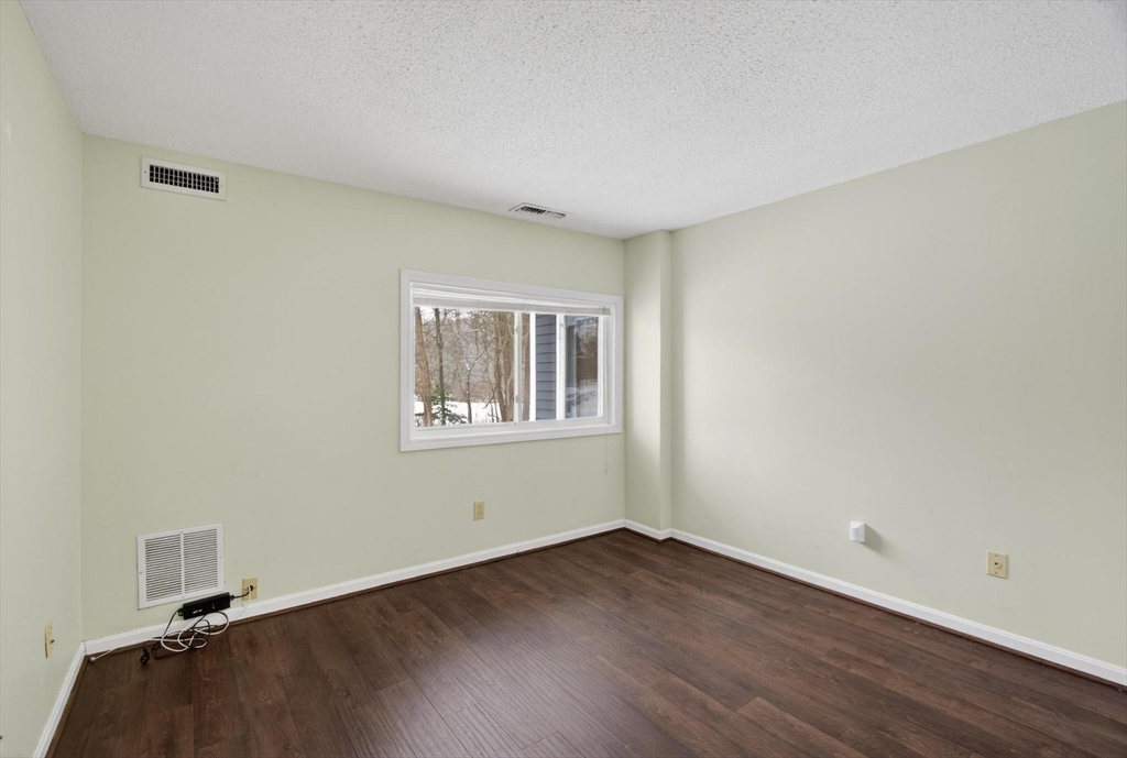 500 Colonial Dr # 5