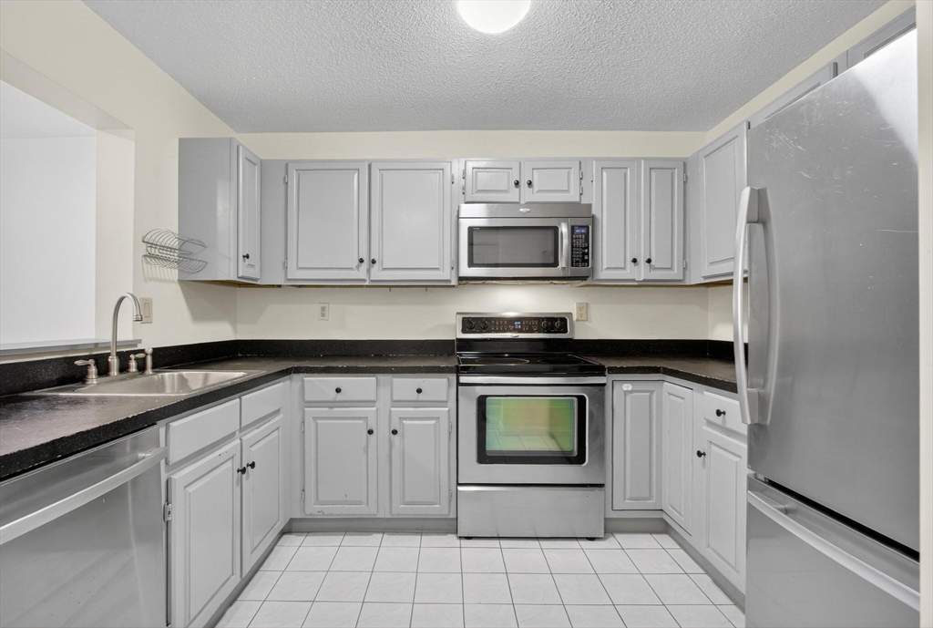 500 Colonial Dr # 5