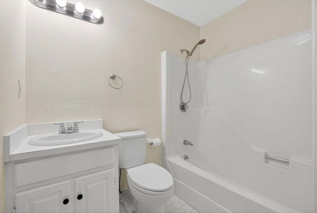 500 Colonial Dr # 5