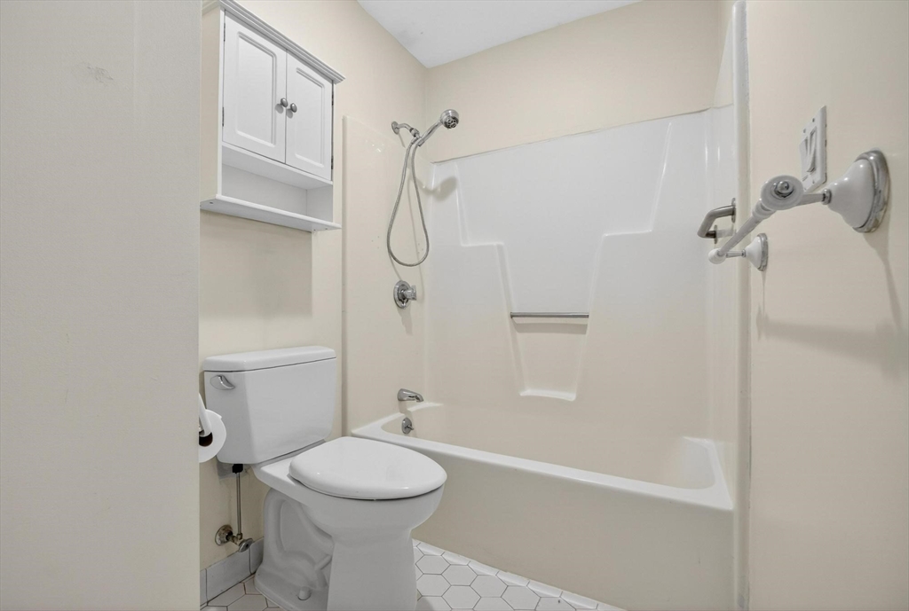 500 Colonial Dr # 5