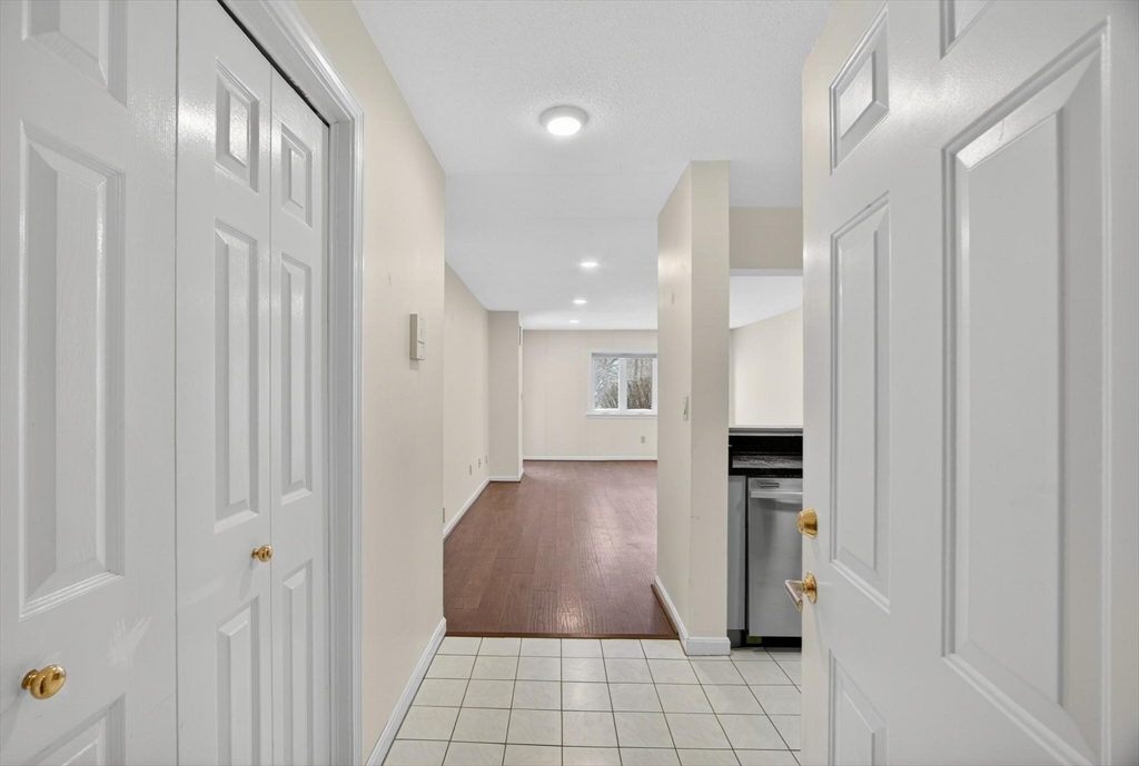 500 Colonial Dr # 5