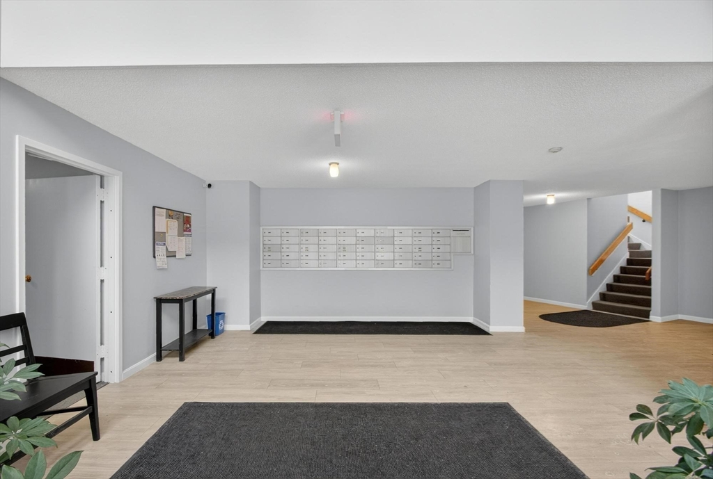 500 Colonial Dr # 5