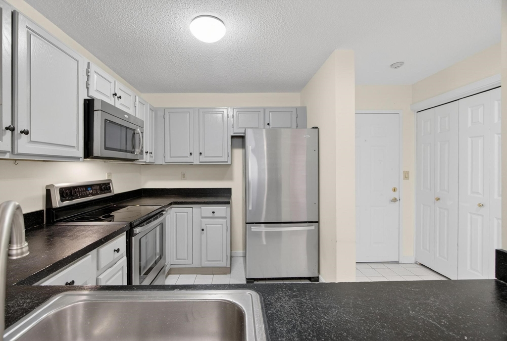 500 Colonial Dr # 5