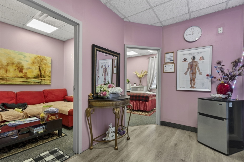 451 Andover St # 150