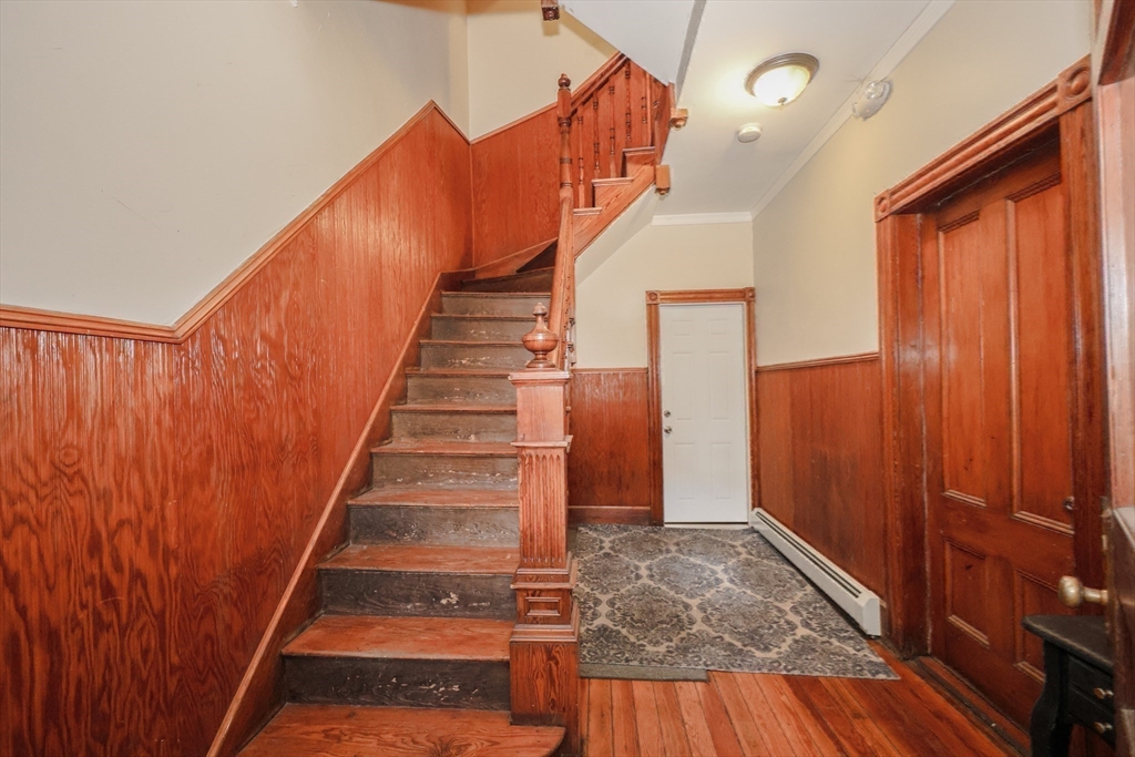 64 Bremen St