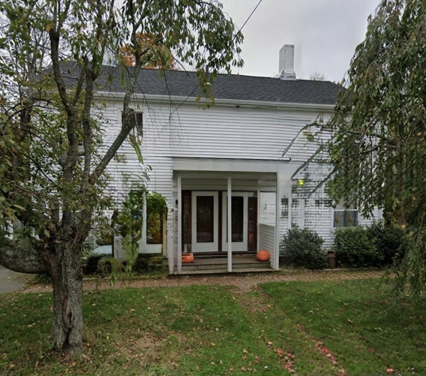 477-479 Kenoza St
