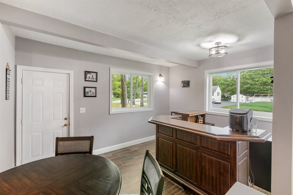 36 Fanning Ave