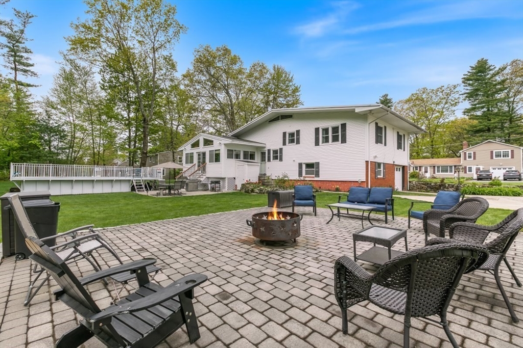 36 Fanning Ave