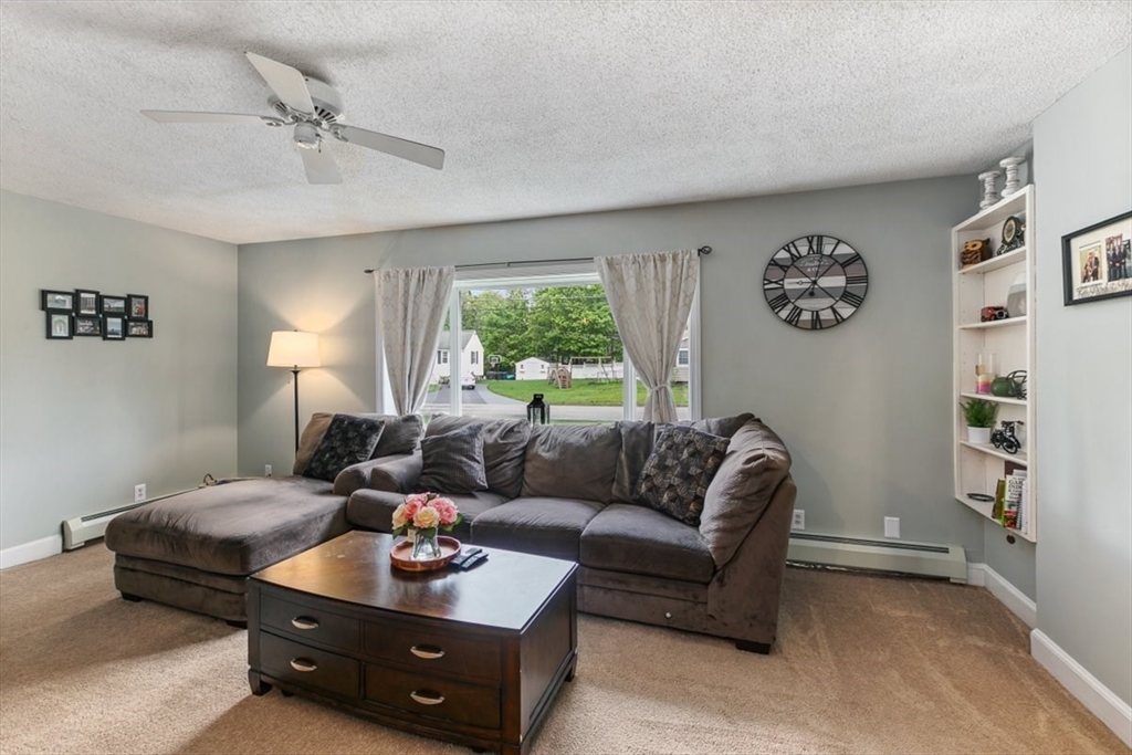 36 Fanning Ave