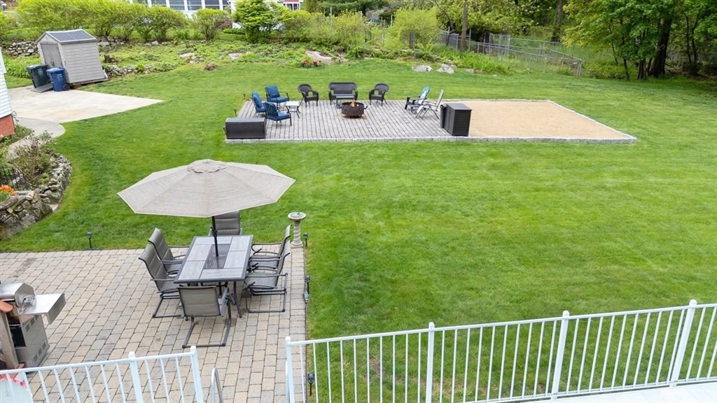 36 Fanning Ave