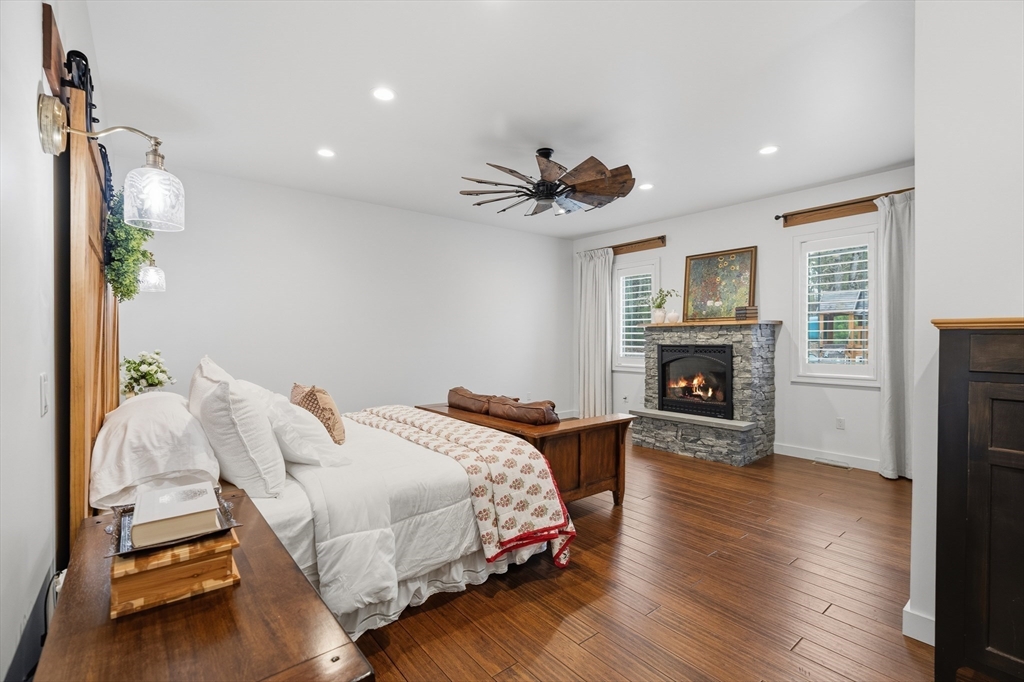 158 Pinecrest Rd