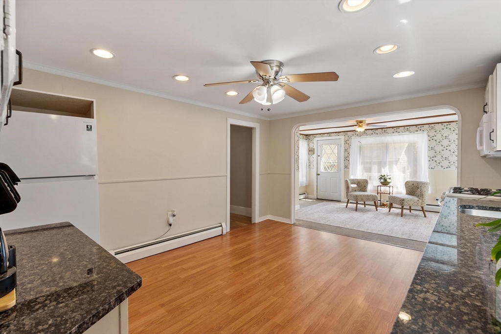 20 Conomo Ave