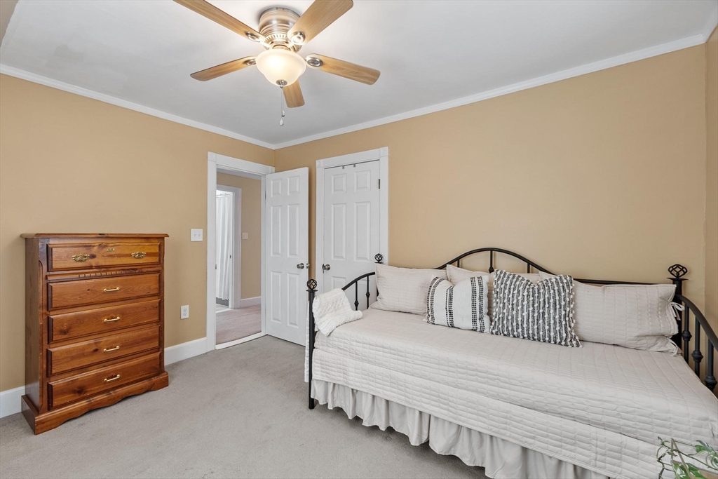 20 Conomo Ave