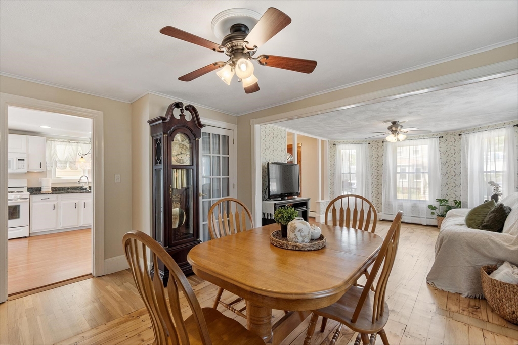 20 Conomo Ave