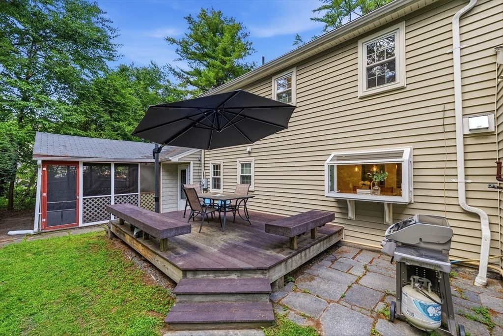 13 Edson St