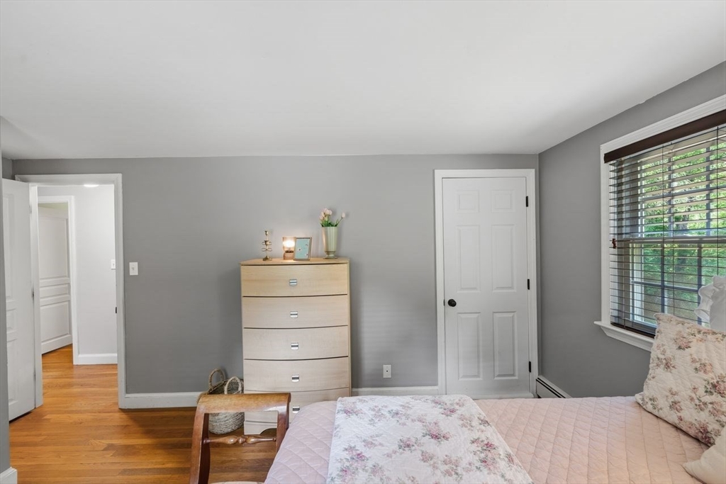 13 Edson St