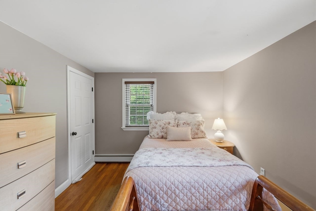 13 Edson St