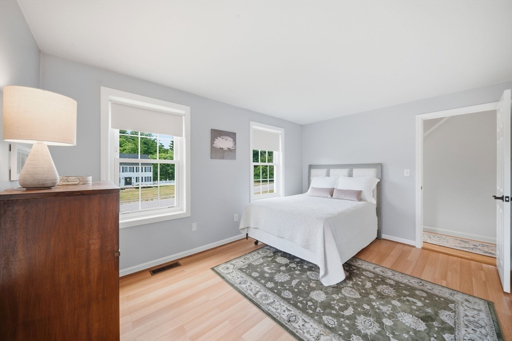 4 Brookview Circle