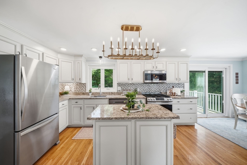 4 Brookview Circle