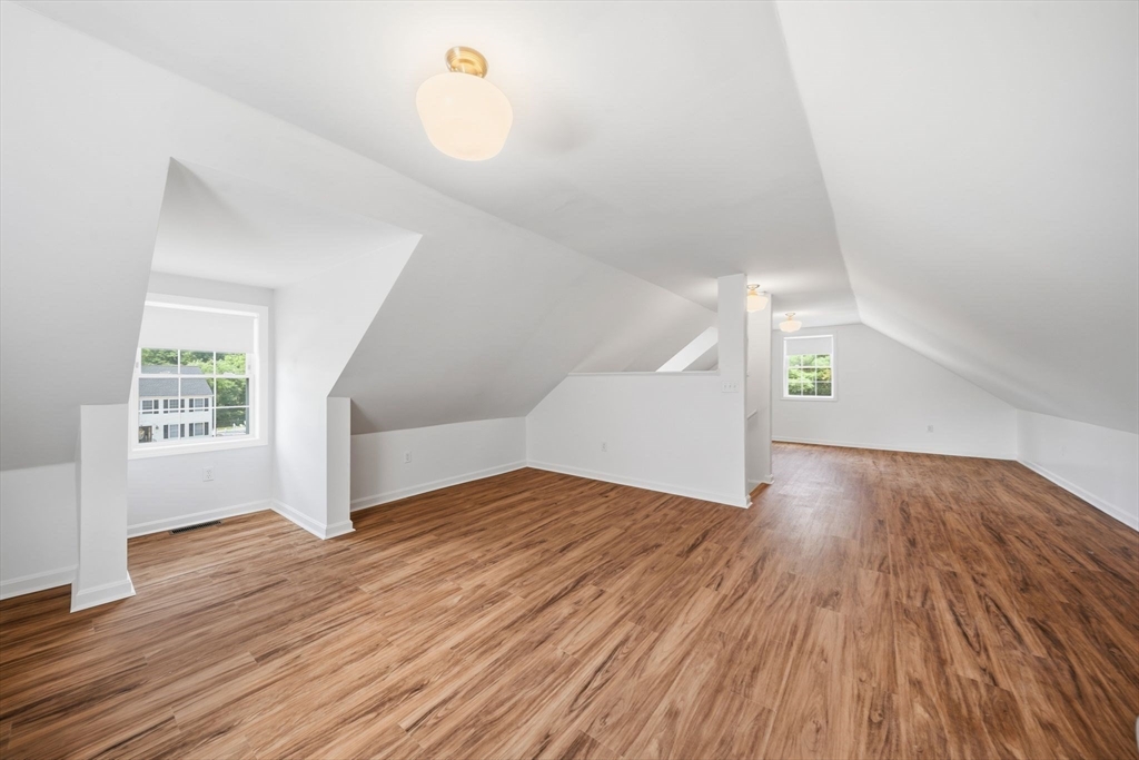 4 Brookview Circle