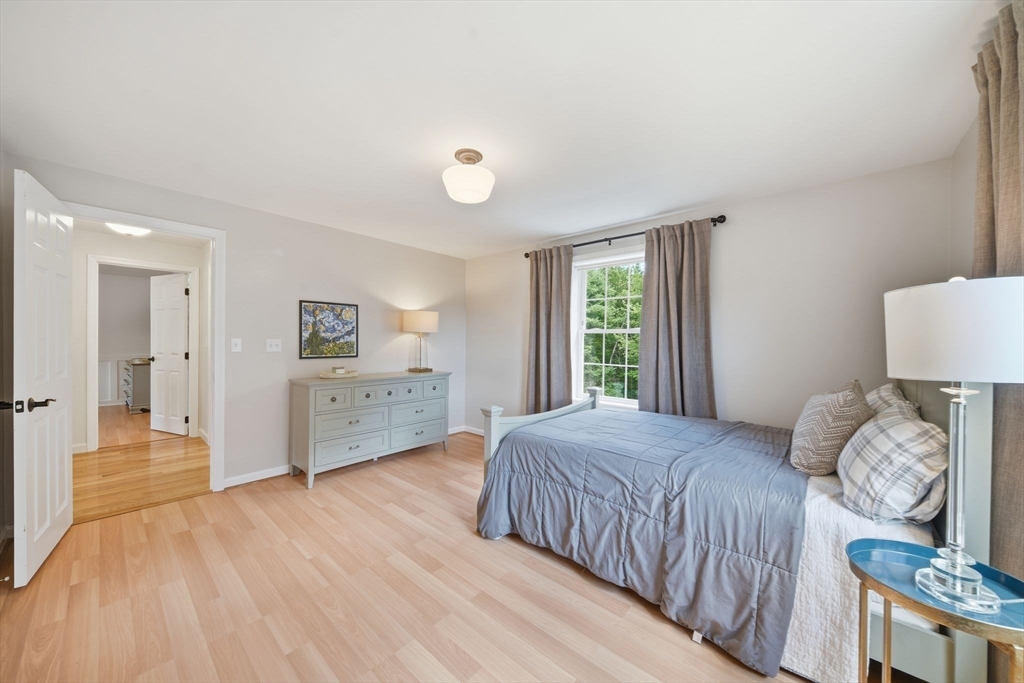 4 Brookview Circle