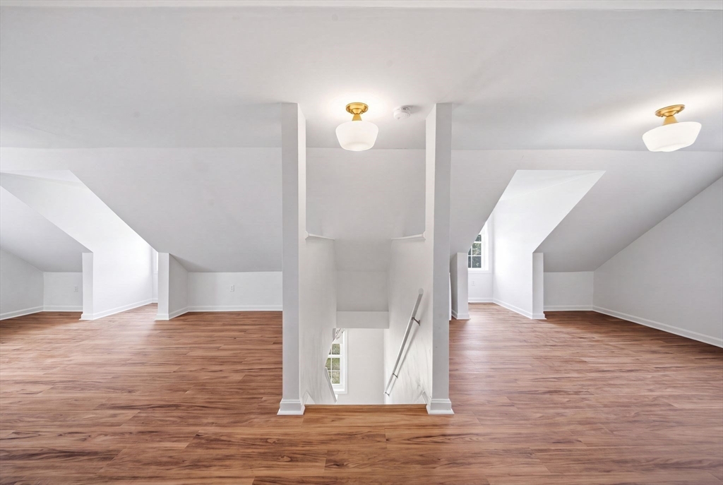 4 Brookview Circle