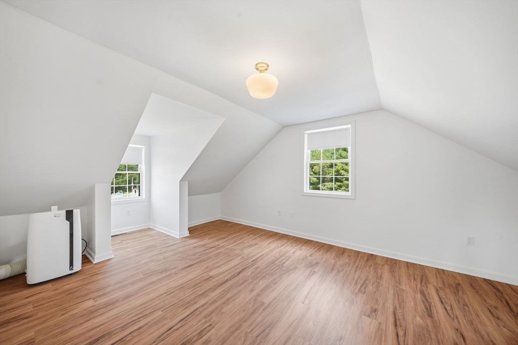 4 Brookview Circle