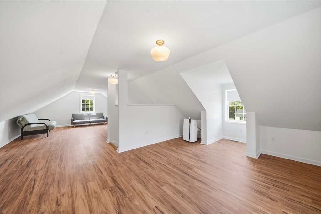 4 Brookview Circle