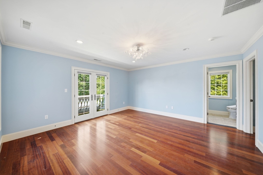3 Regency Rdg