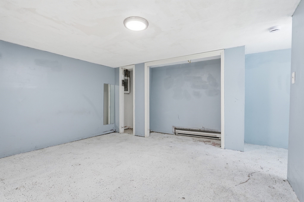 141 Thissell Ave # 4