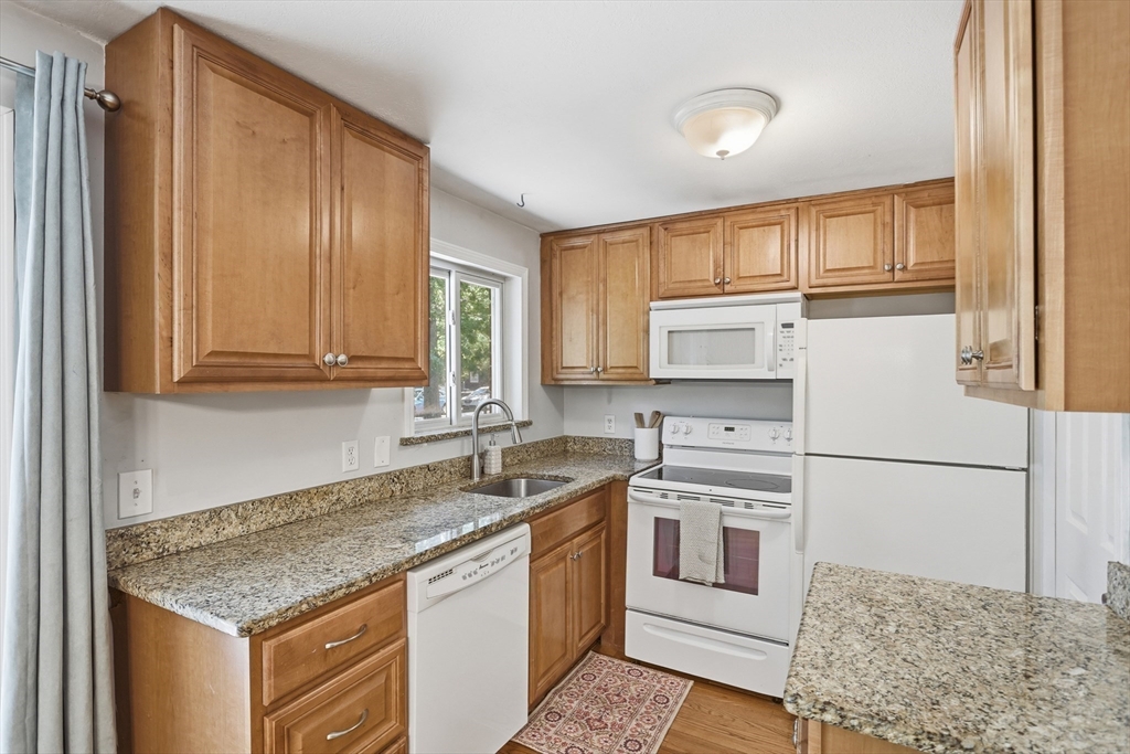 141 Thissell Ave # 4