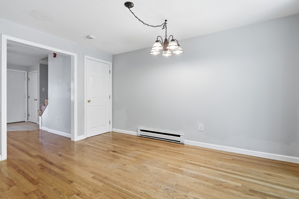 141 Thissell Ave # 4
